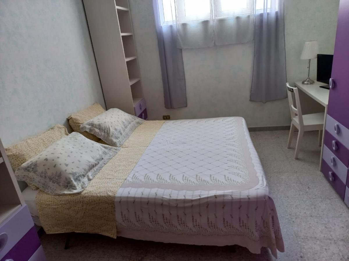 Serena Mentana Bagian luar foto